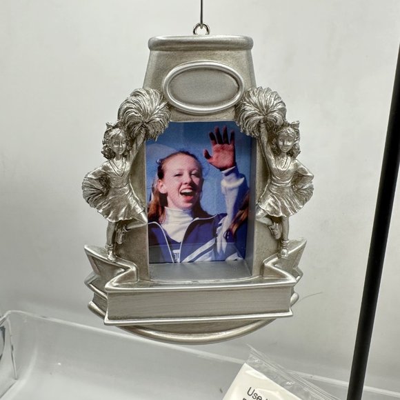 Hallmark Keepsake Ornament Every Kid's A Star Cheerleading 2005 Christmas Holida - Picture 3 of 8